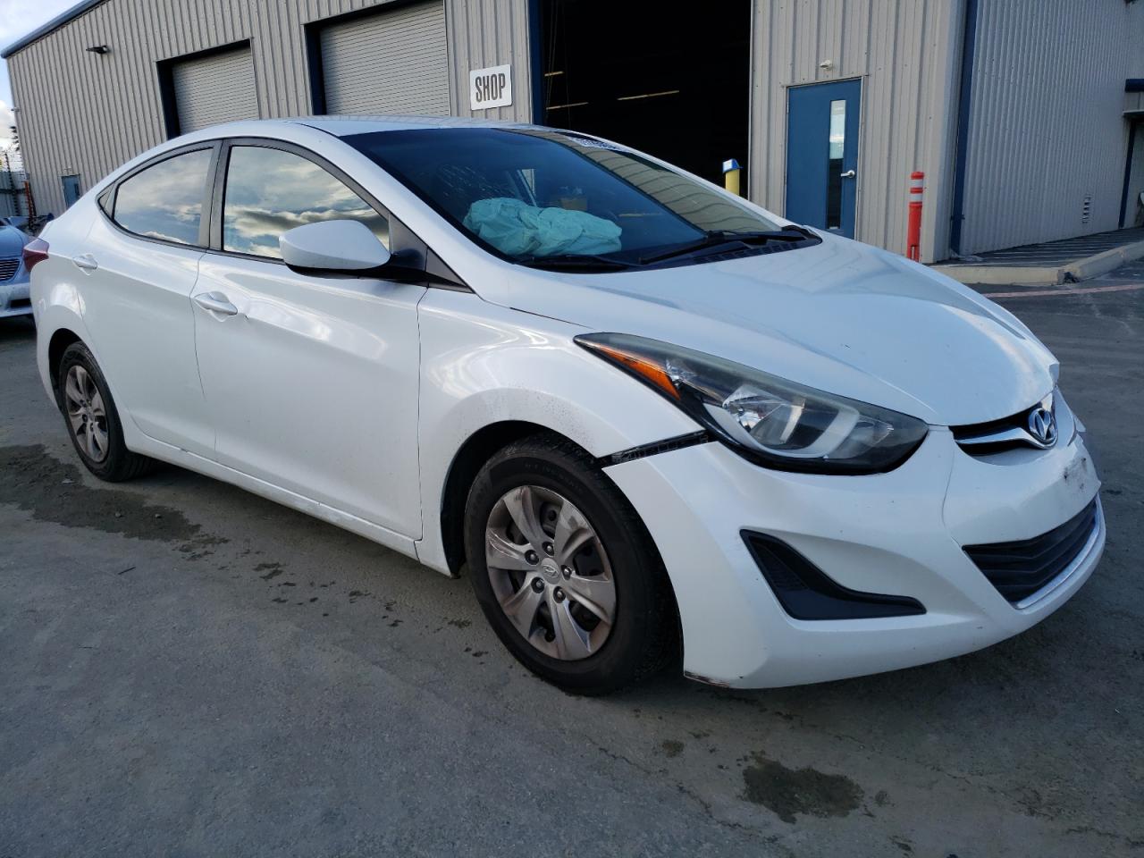 Photo 3 VIN: 5NPDH4AE3GH709482 - HYUNDAI ELANTRA 