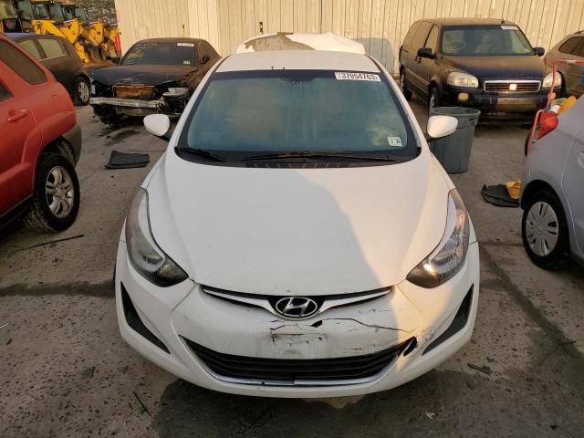 Photo 4 VIN: 5NPDH4AE3GH711345 - HYUNDAI ELANTRA SE 