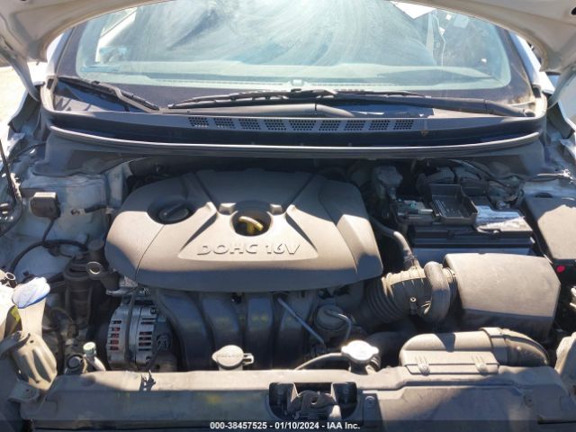 Photo 9 VIN: 5NPDH4AE3GH714469 - HYUNDAI ELANTRA 