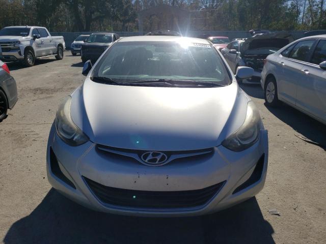 Photo 4 VIN: 5NPDH4AE3GH717226 - HYUNDAI ELANTRA SE 