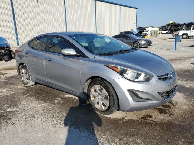 Photo 3 VIN: 5NPDH4AE3GH717730 - HYUNDAI ELANTRA SE 