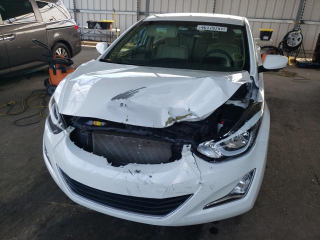 Photo 8 VIN: 5NPDH4AE3GH722572 - HYUNDAI ELANTRA SE 