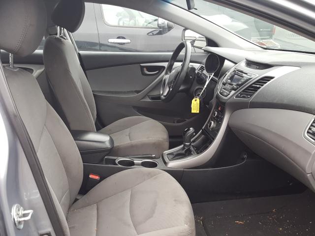 Photo 4 VIN: 5NPDH4AE3GH727559 - HYUNDAI ELANTRA SE 