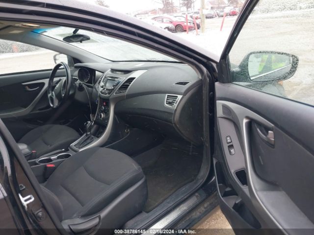 Photo 4 VIN: 5NPDH4AE3GH733975 - HYUNDAI ELANTRA 