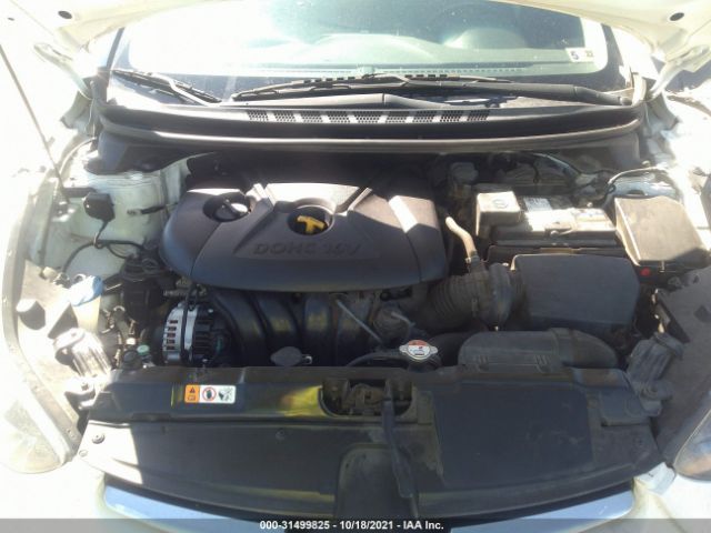 Photo 9 VIN: 5NPDH4AE3GH739324 - HYUNDAI ELANTRA 