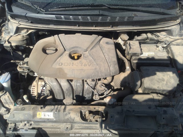 Photo 9 VIN: 5NPDH4AE3GH744684 - HYUNDAI ELANTRA 