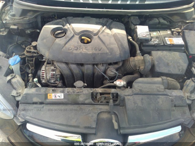 Photo 9 VIN: 5NPDH4AE3GH746371 - HYUNDAI ELANTRA 