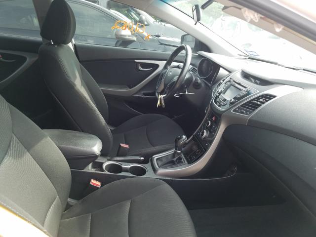 Photo 4 VIN: 5NPDH4AE3GH746497 - HYUNDAI ELANTRA SE 