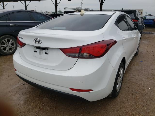 Photo 3 VIN: 5NPDH4AE3GH748069 - HYUNDAI ELANTRA SE 