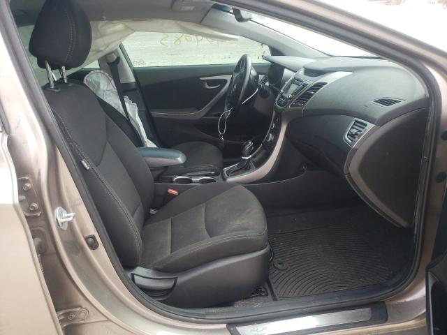 Photo 4 VIN: 5NPDH4AE3GH748122 - HYUNDAI ELANTRA SE 