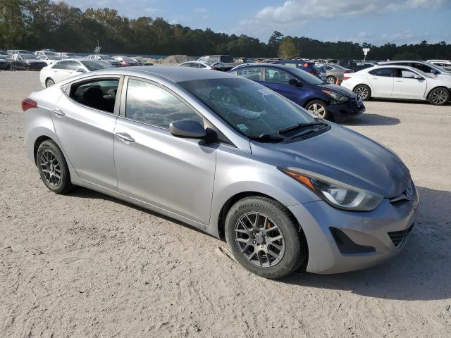 Photo 3 VIN: 5NPDH4AE3GH748864 - HYUNDAI ELANTRA 