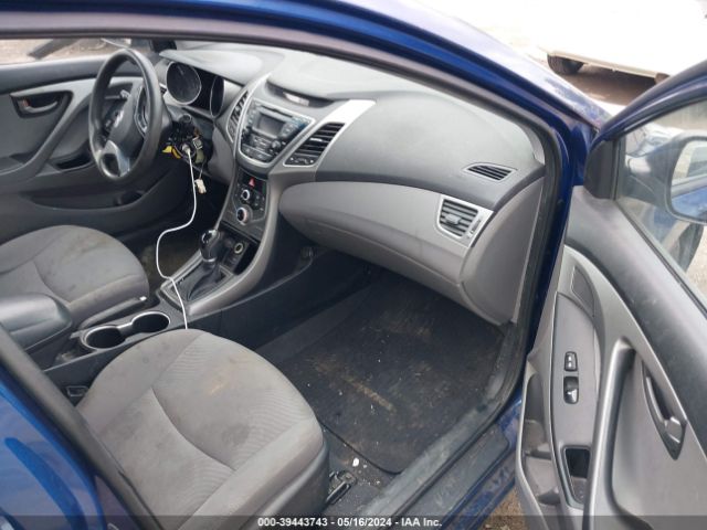 Photo 4 VIN: 5NPDH4AE3GH749660 - HYUNDAI ELANTRA 