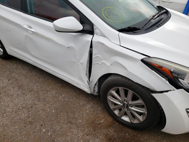 Photo 8 VIN: 5NPDH4AE3GH752199 - HYUNDAI ELANTRA SE 