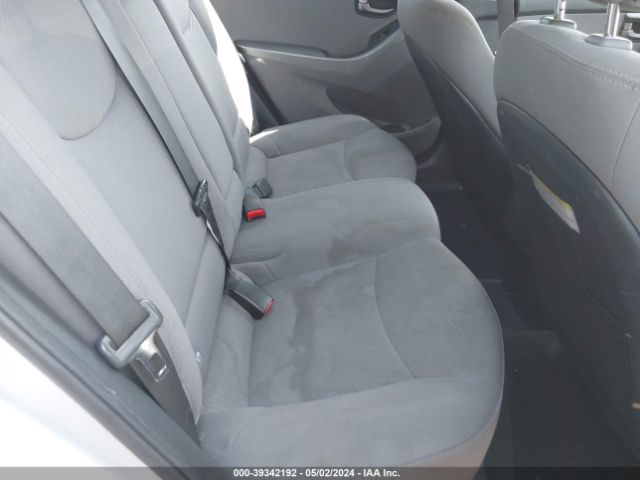 Photo 7 VIN: 5NPDH4AE3GH752445 - HYUNDAI ELANTRA 