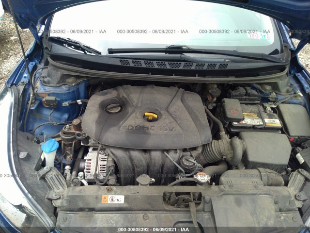 Photo 9 VIN: 5NPDH4AE3GH753188 - HYUNDAI ELANTRA 