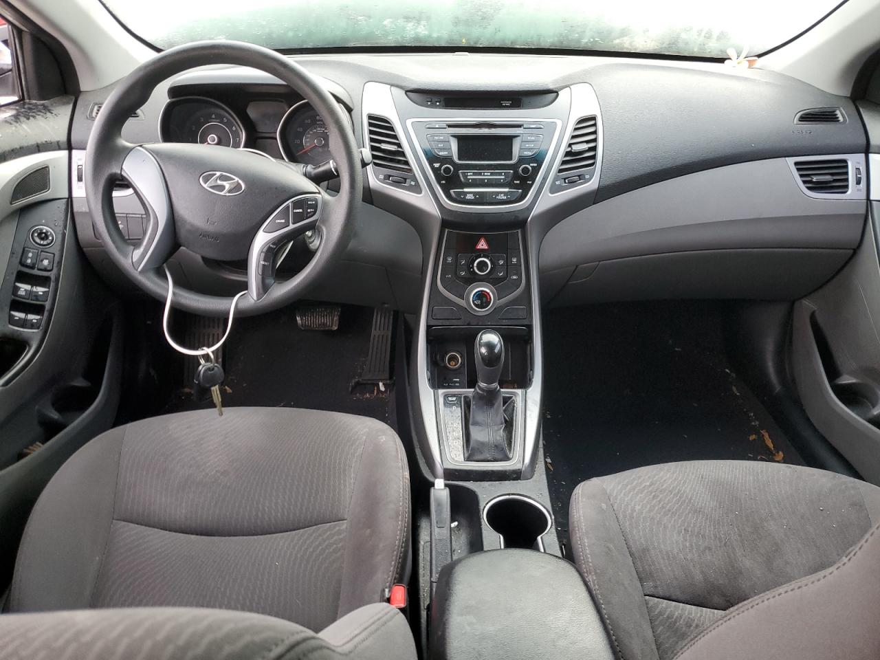 Photo 7 VIN: 5NPDH4AE3GH755801 - HYUNDAI ELANTRA 