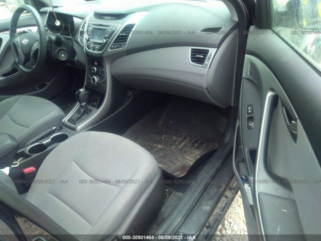 Photo 4 VIN: 5NPDH4AE3GH757192 - HYUNDAI ELANTRA 