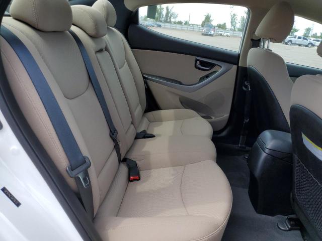 Photo 9 VIN: 5NPDH4AE3GH766152 - HYUNDAI ELANTRA SE 