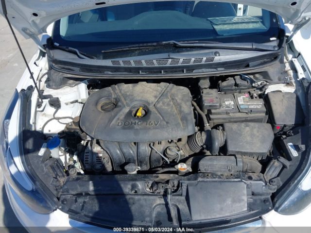 Photo 9 VIN: 5NPDH4AE3GH767785 - HYUNDAI ELANTRA 