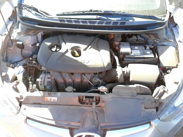 Photo 6 VIN: 5NPDH4AE3GH773716 - HYUNDAI ELANTRA SE 