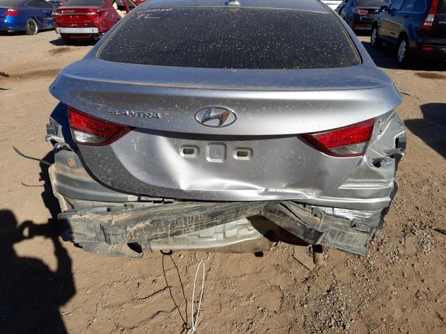 Photo 8 VIN: 5NPDH4AE3GH773716 - HYUNDAI ELANTRA SE 