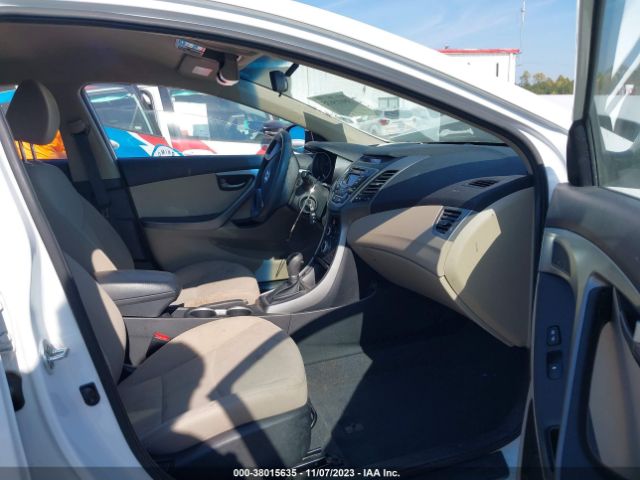 Photo 4 VIN: 5NPDH4AE3GH774509 - HYUNDAI ELANTRA 