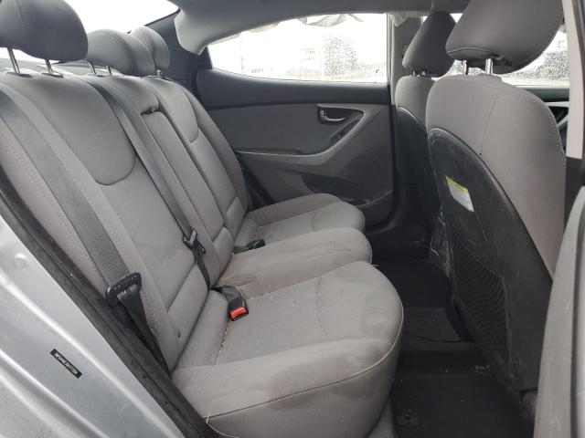 Photo 9 VIN: 5NPDH4AE3GH777264 - HYUNDAI ELANTRA SE 