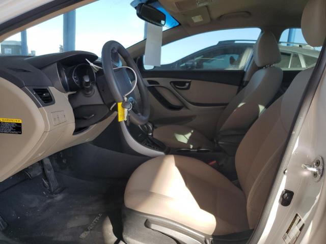 Photo 6 VIN: 5NPDH4AE3GH779550 - HYUNDAI ELANTRA SE 