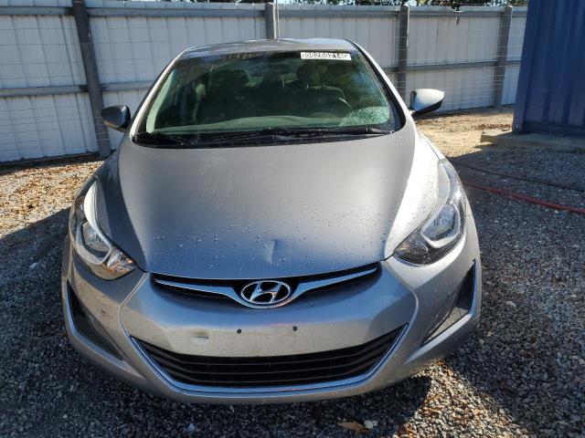 Photo 4 VIN: 5NPDH4AE3GH779578 - HYUNDAI ELANTRA 