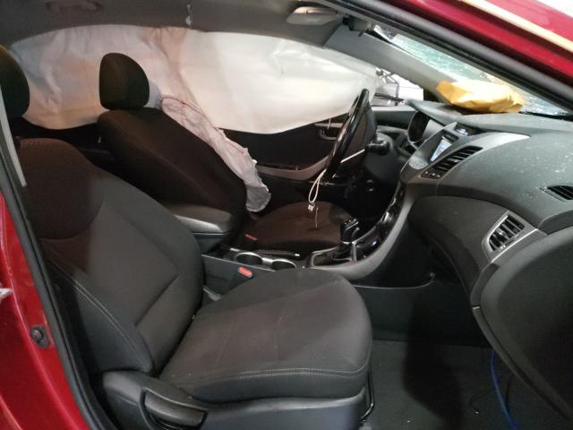 Photo 4 VIN: 5NPDH4AE3GH779631 - HYUNDAI ELANTRA SE 