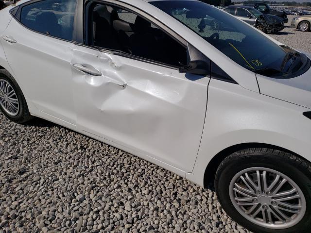 Photo 8 VIN: 5NPDH4AE3GH781427 - HYUNDAI ELANTRA SE 