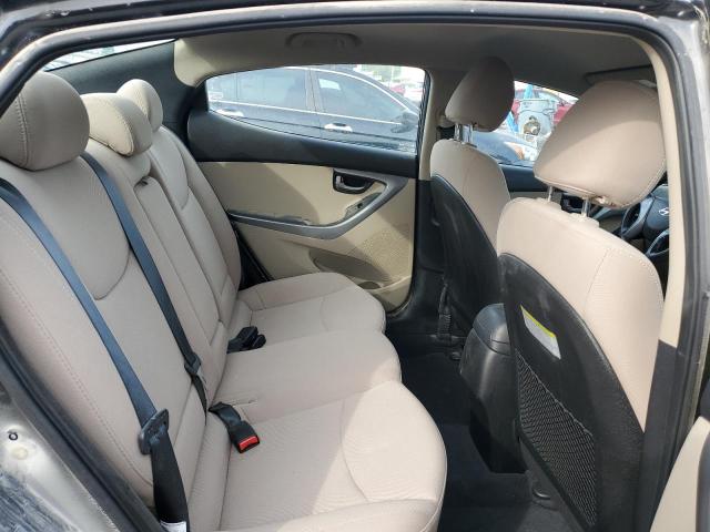 Photo 9 VIN: 5NPDH4AE3GH786644 - HYUNDAI ELANTRA SE 