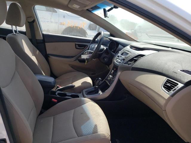 Photo 4 VIN: 5NPDH4AE3GH792878 - HYUNDAI ELANTRA SE 