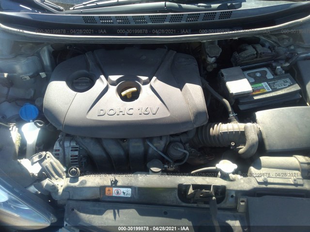 Photo 9 VIN: 5NPDH4AE3GH793240 - HYUNDAI ELANTRA 