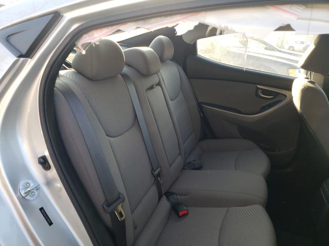 Photo 5 VIN: 5NPDH4AE3GH794243 - HYUNDAI ELANTRA SE 