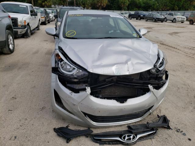 Photo 8 VIN: 5NPDH4AE3GH795229 - HYUNDAI ELANTRA SE 