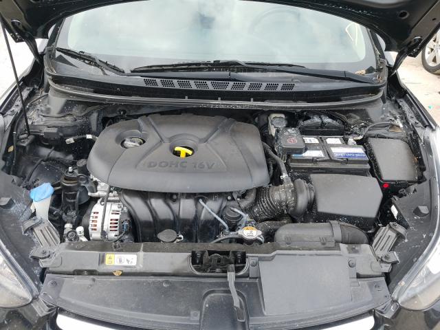 Photo 6 VIN: 5NPDH4AE3GH797725 - HYUNDAI ELANTRA SE 