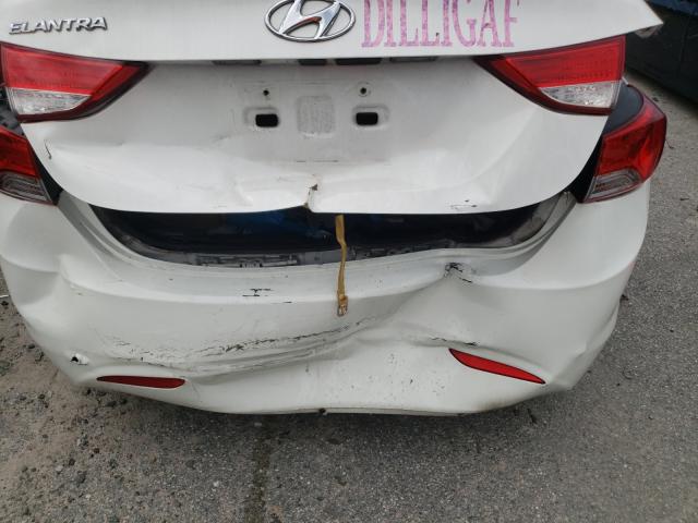 Photo 8 VIN: 5NPDH4AE4BH001265 - HYUNDAI ELANTRA GL 