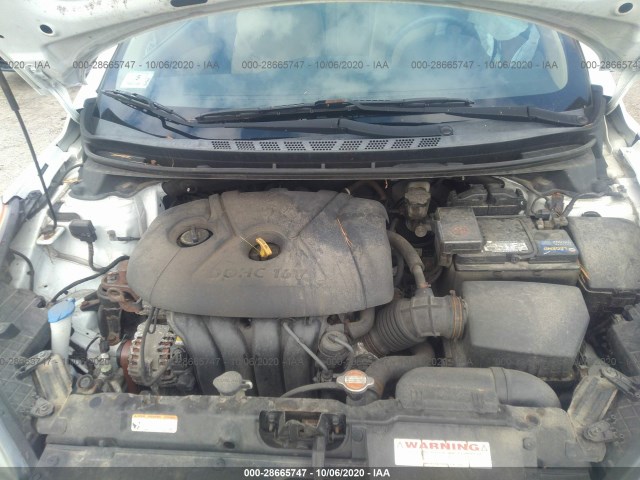 Photo 9 VIN: 5NPDH4AE4BH002416 - HYUNDAI ELANTRA 