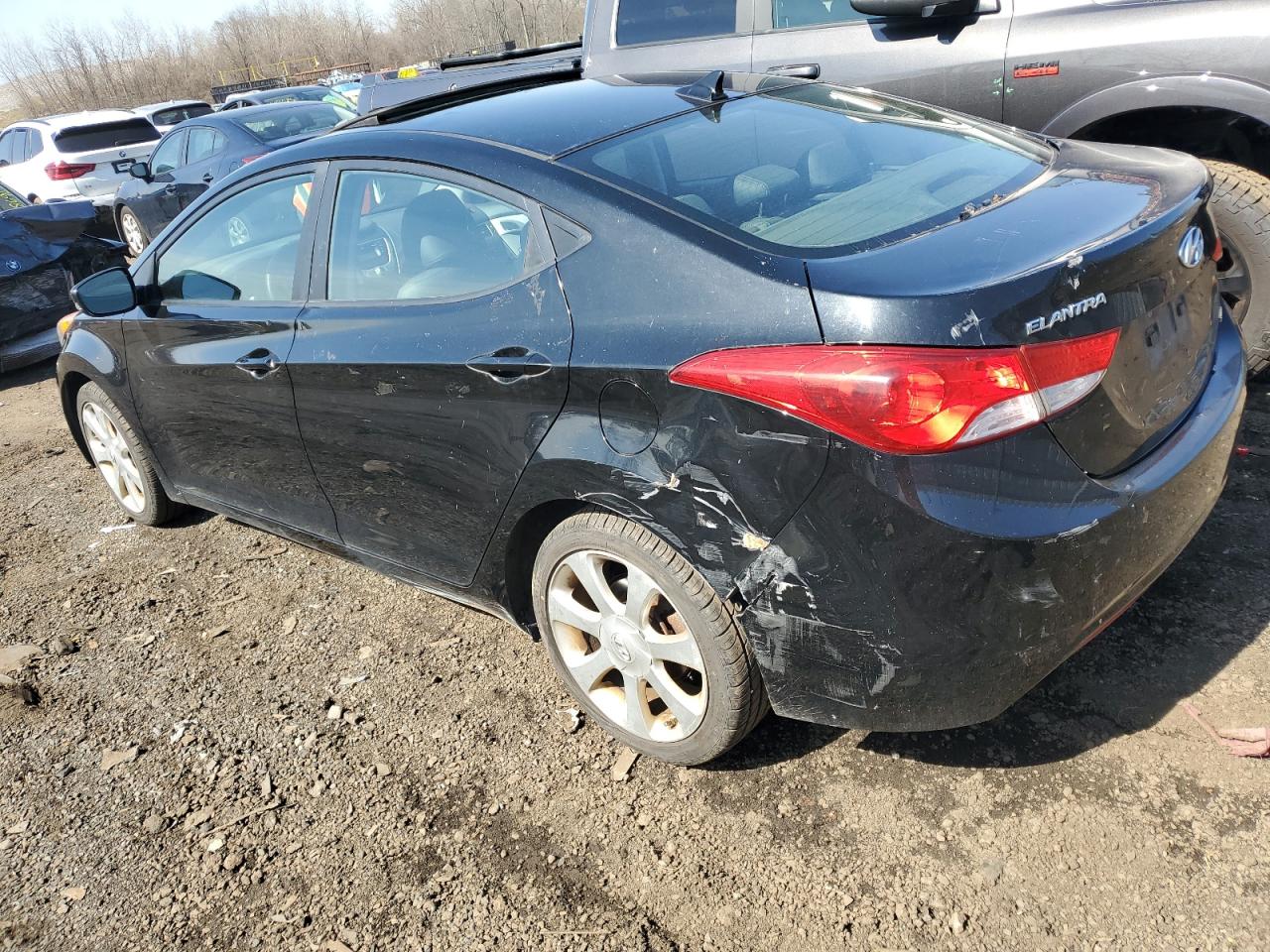 Photo 1 VIN: 5NPDH4AE4BH012251 - HYUNDAI ELANTRA 