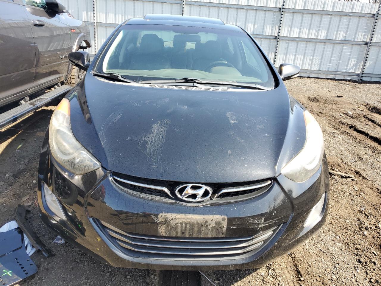 Photo 4 VIN: 5NPDH4AE4BH012251 - HYUNDAI ELANTRA 