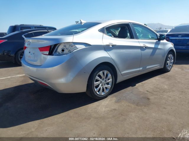 Photo 3 VIN: 5NPDH4AE4BH016350 - HYUNDAI ELANTRA 