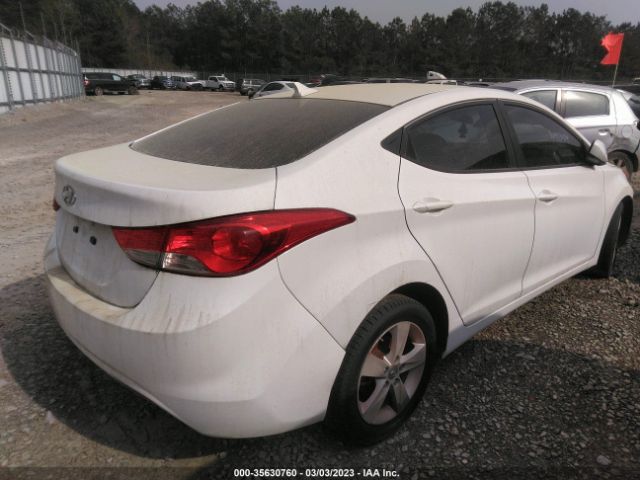 Photo 3 VIN: 5NPDH4AE4BH017210 - HYUNDAI ELANTRA 