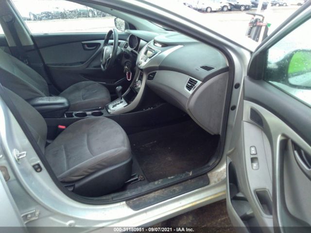 Photo 4 VIN: 5NPDH4AE4BH017935 - HYUNDAI ELANTRA 