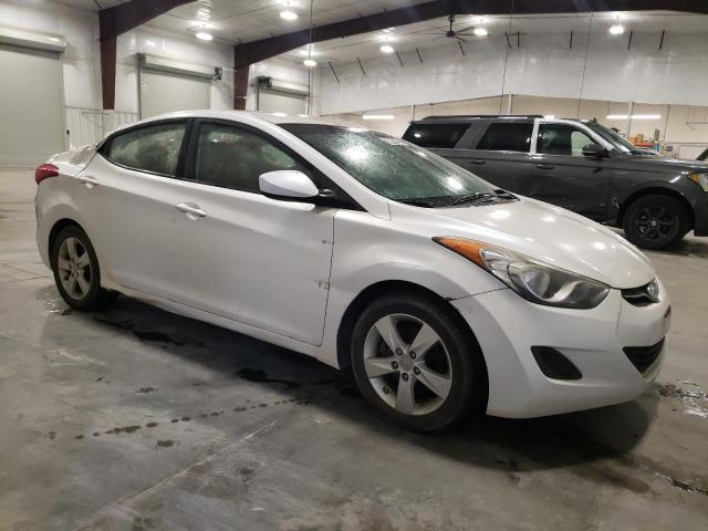 Photo 3 VIN: 5NPDH4AE4BH022875 - HYUNDAI ELANTRA 