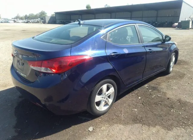 Photo 3 VIN: 5NPDH4AE4BH031818 - HYUNDAI ELANTRA 