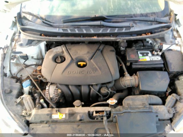 Photo 9 VIN: 5NPDH4AE4BH035156 - HYUNDAI ELANTRA 