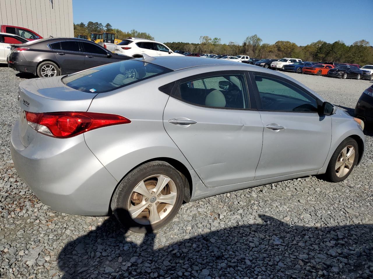 Photo 2 VIN: 5NPDH4AE4BH042835 - HYUNDAI ELANTRA 