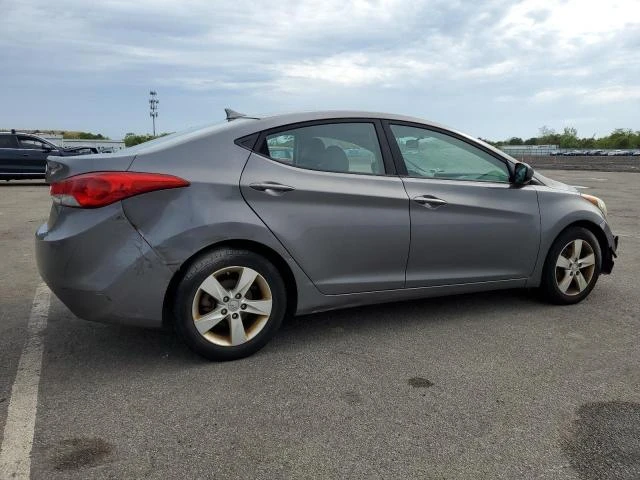 Photo 2 VIN: 5NPDH4AE4BH060705 - HYUNDAI ELANTRA 