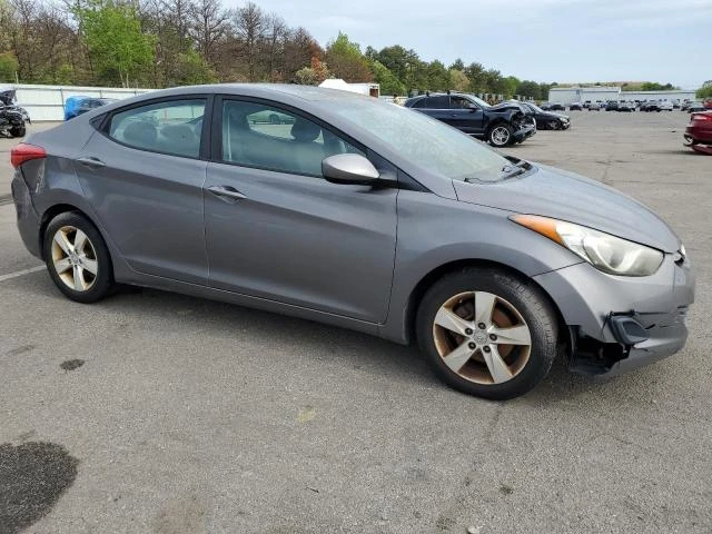 Photo 3 VIN: 5NPDH4AE4BH060705 - HYUNDAI ELANTRA 